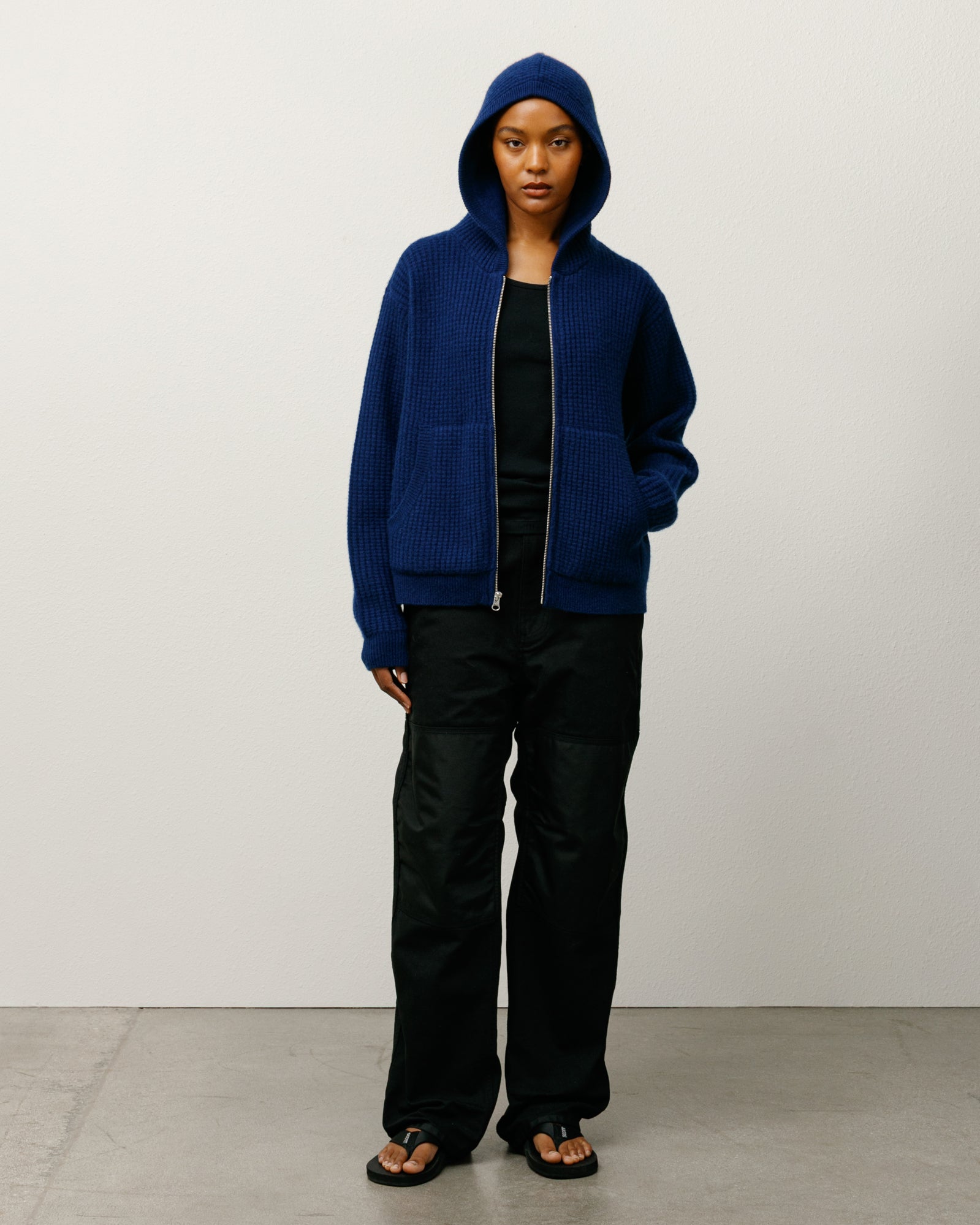 WAFFLE CASHMERE ZIP HOOD SWEATER